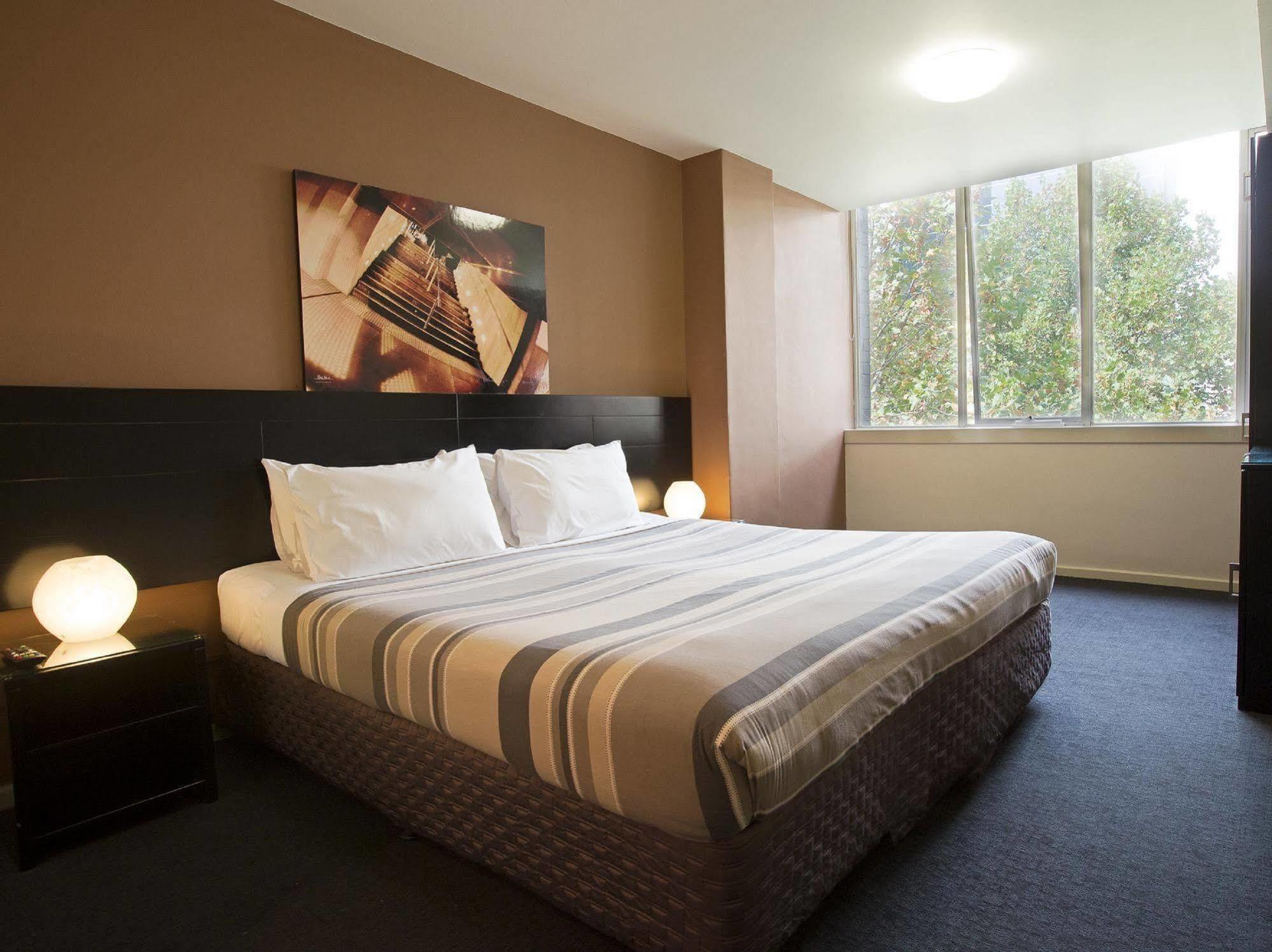 Nomads Melbourne Backpackers Hostel Bagian luar foto